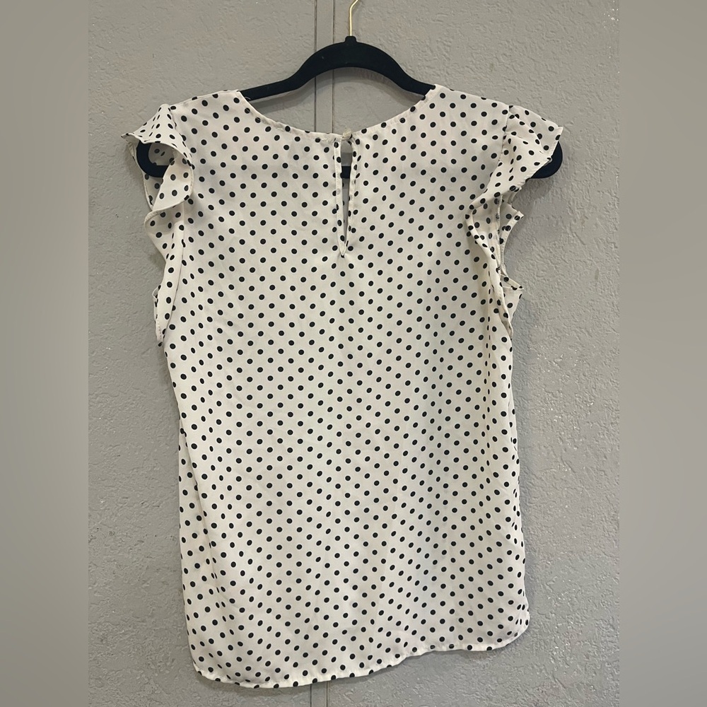 Forever 21 - ruffle sleeve blouse - Picture 4 of 6